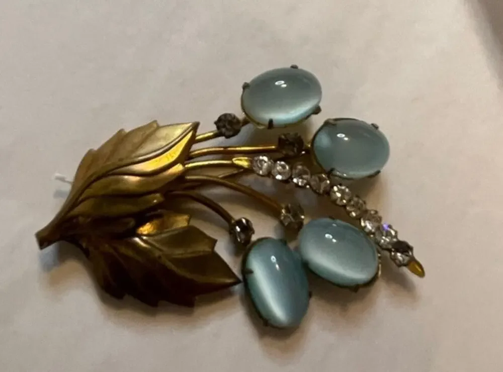 Brooch - Vintage mid-century sky blue and rhinestone brooch